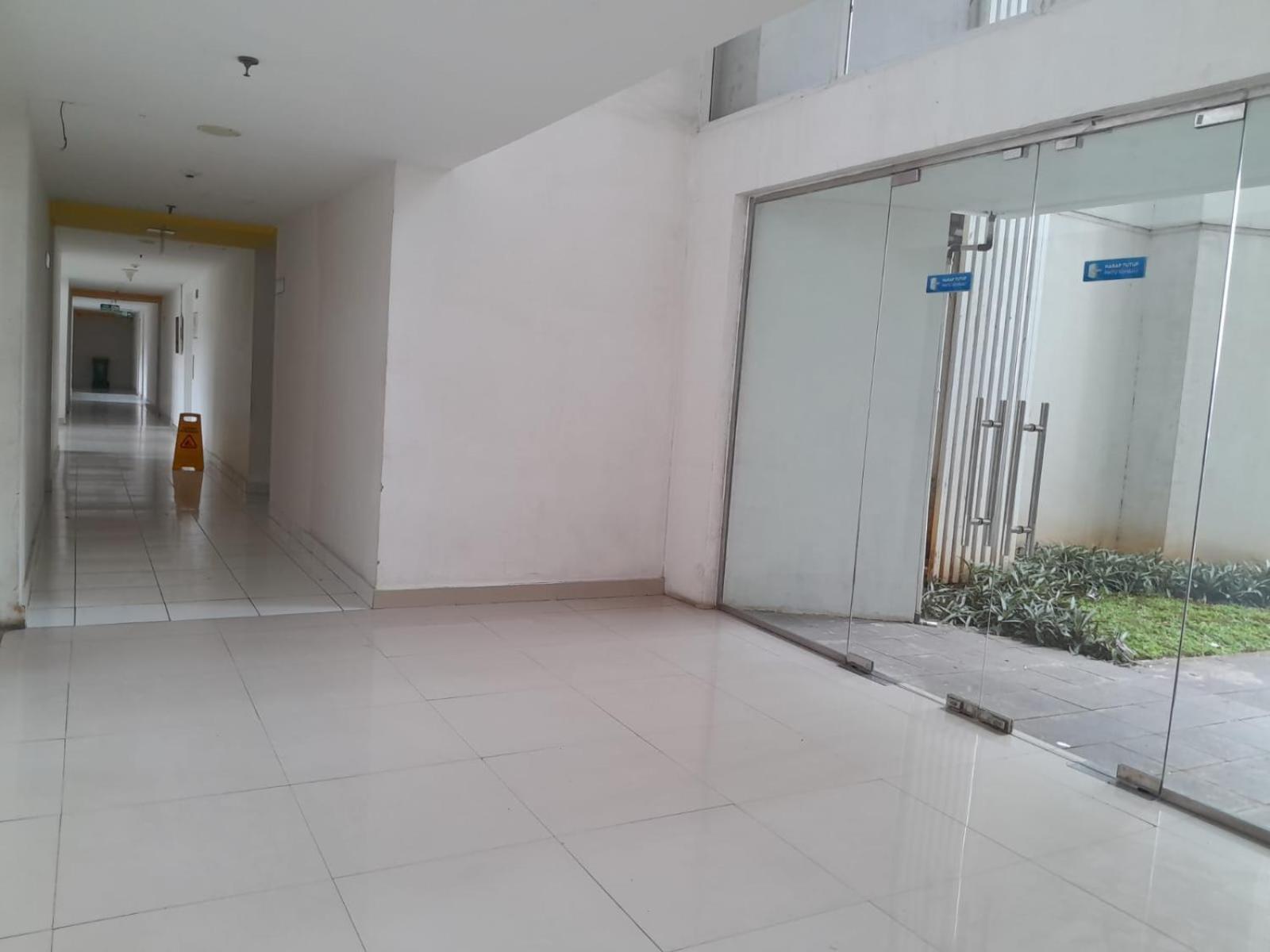 Smart Inn Aeropolis Airport Soekarno Hatta タンゲラン エクステリア 写真